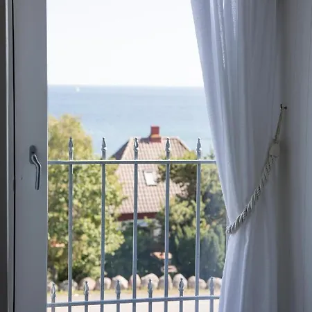 Sandkaas Hotel 3*