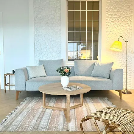 Hotel Sandkaas 3*