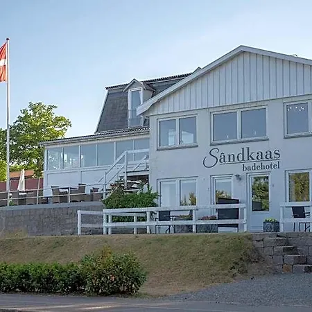 Sandkaas 3*