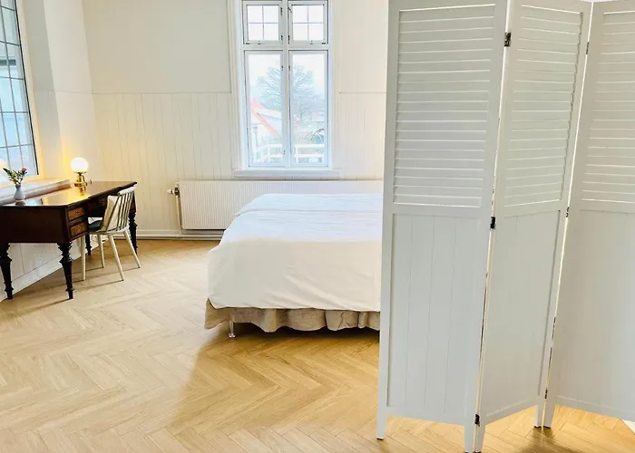 Hotel Sandkaas 3*