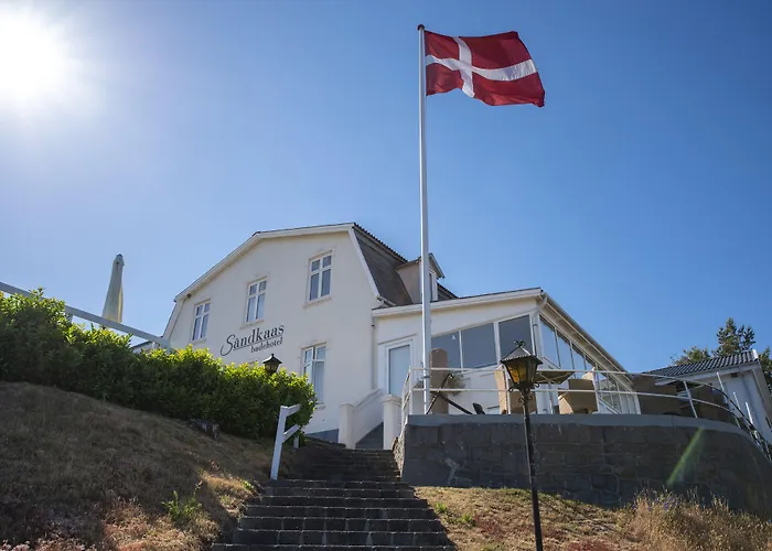 Hotel Sandkaas 3*