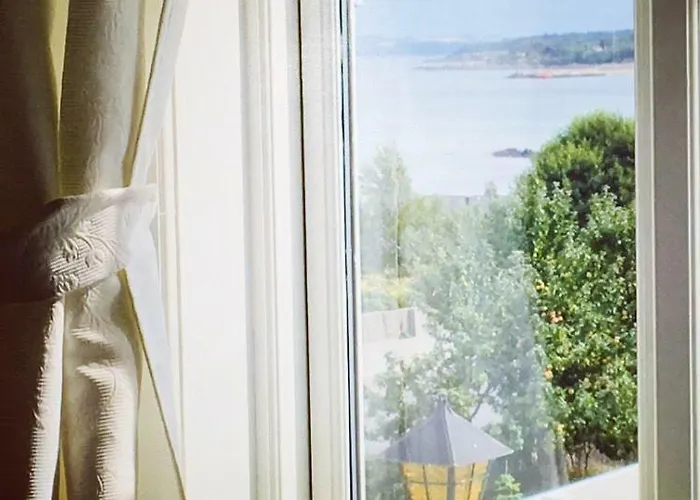 Hotel Sandkaas 3*